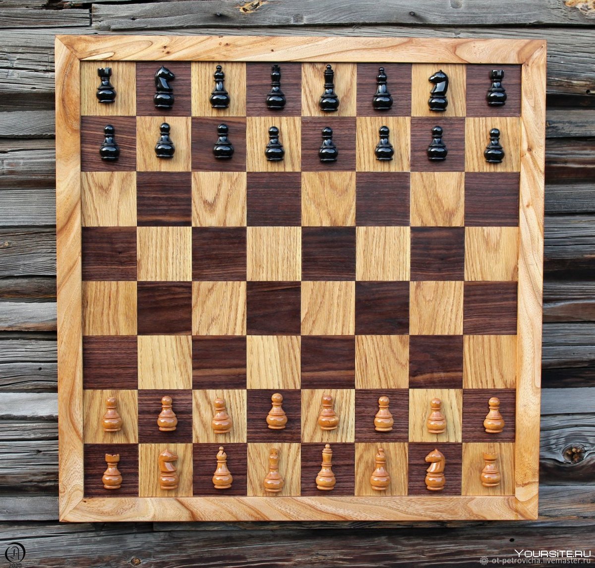 Настенная шахматная доска