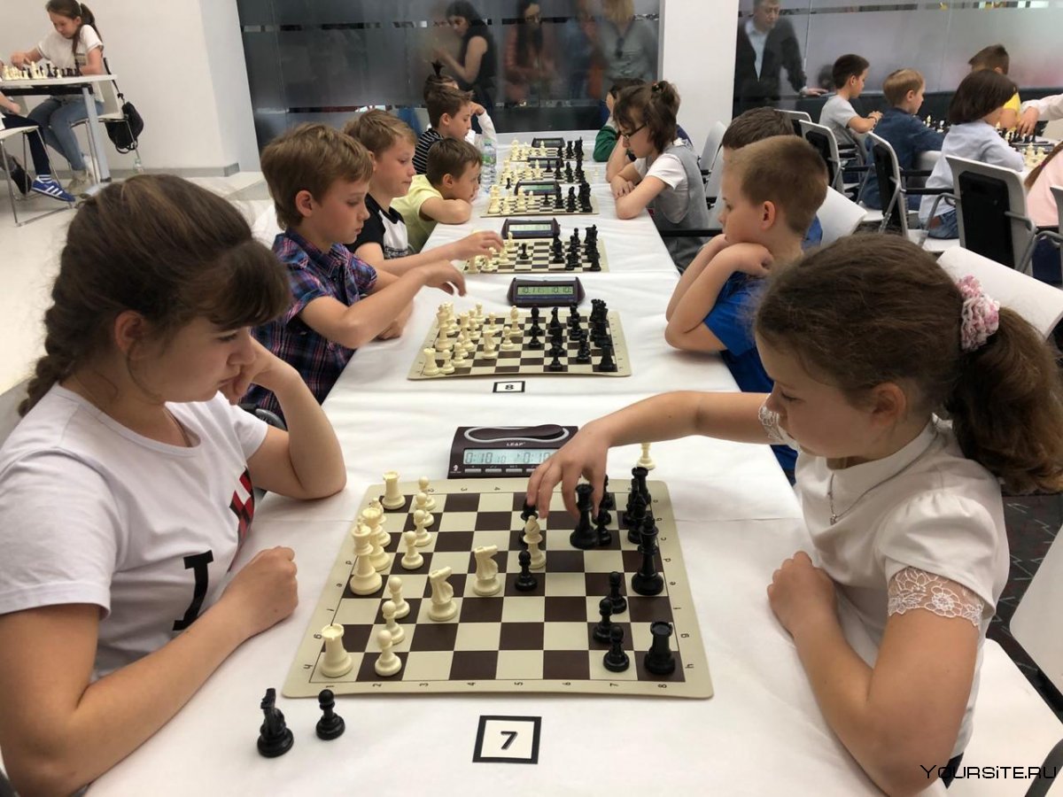 Соревнования по шахматам дети