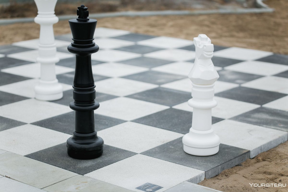 Уличные шахматы высота
