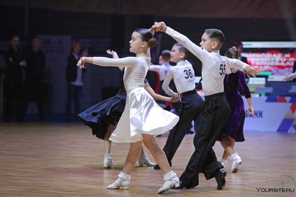 Мякиннов Иван спортивные танцы