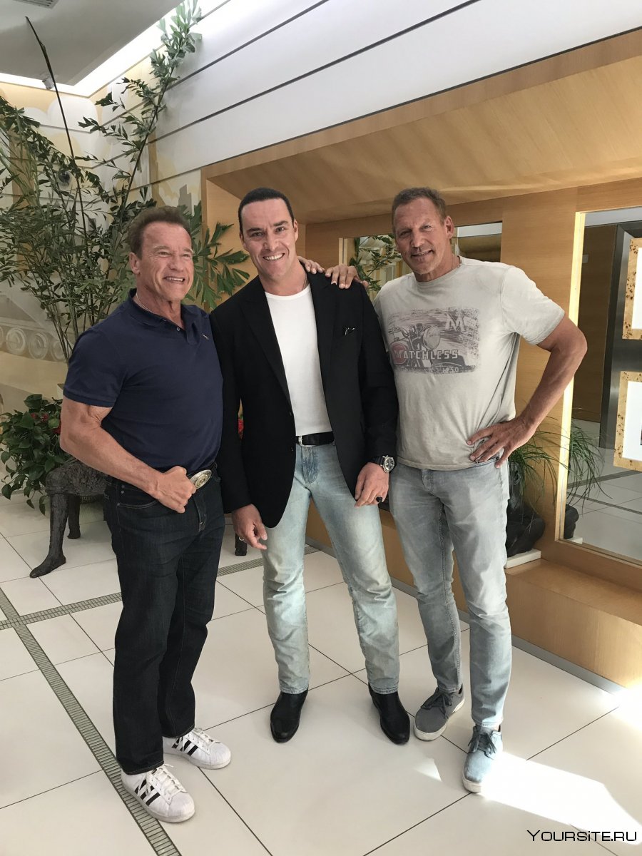 Александр Невский и Арнольд Шварценеггер