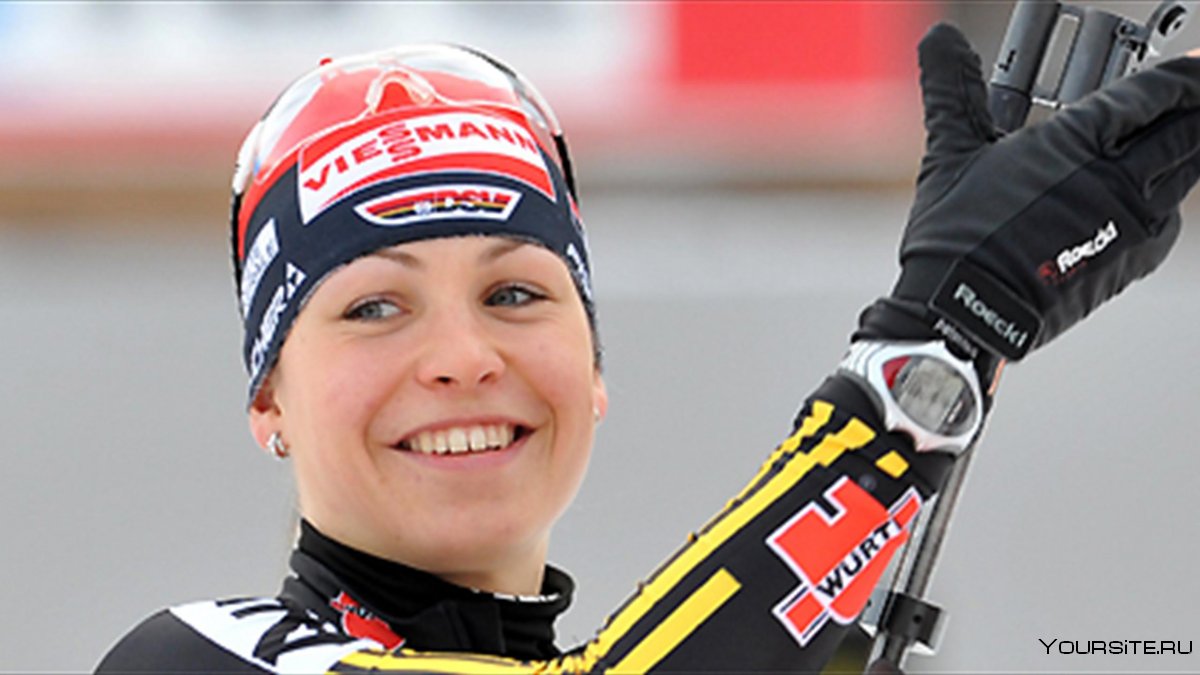 Лаура Дальмайер немецкая биатлонистка
