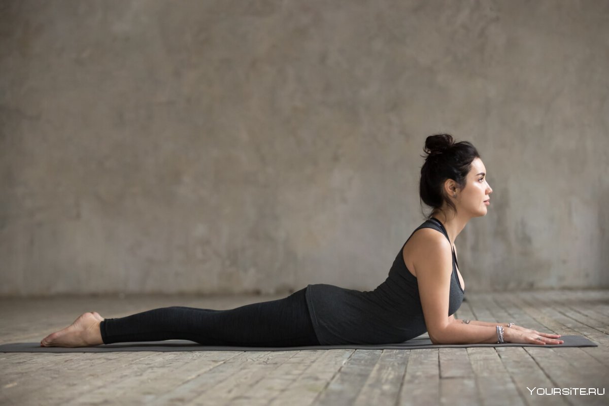 Бхуджангасана поза