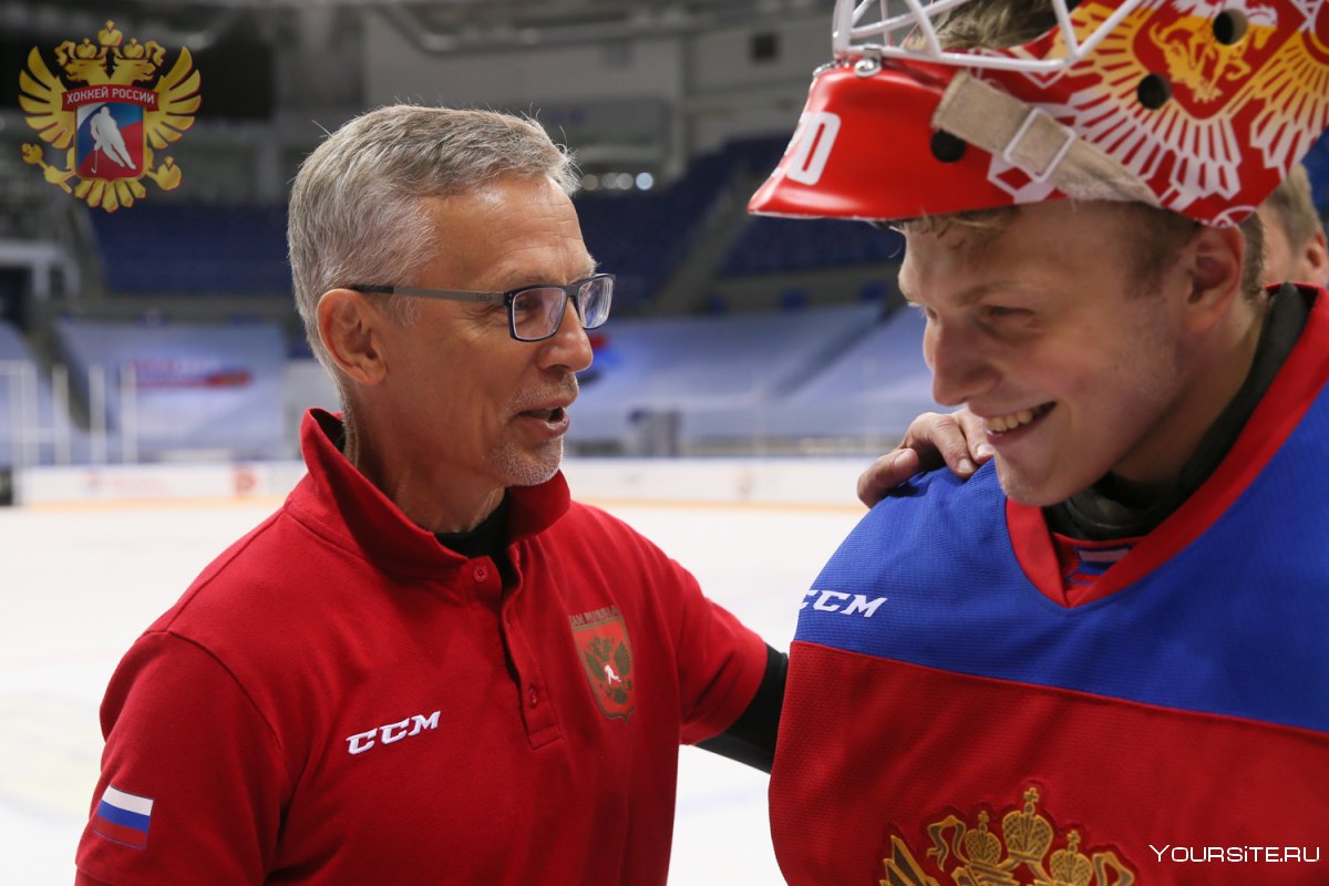 Игорь Ларионов тренер сборной России по хоккею