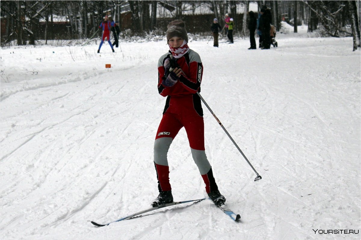 Зимние соревнования на лыжах с винтовкой