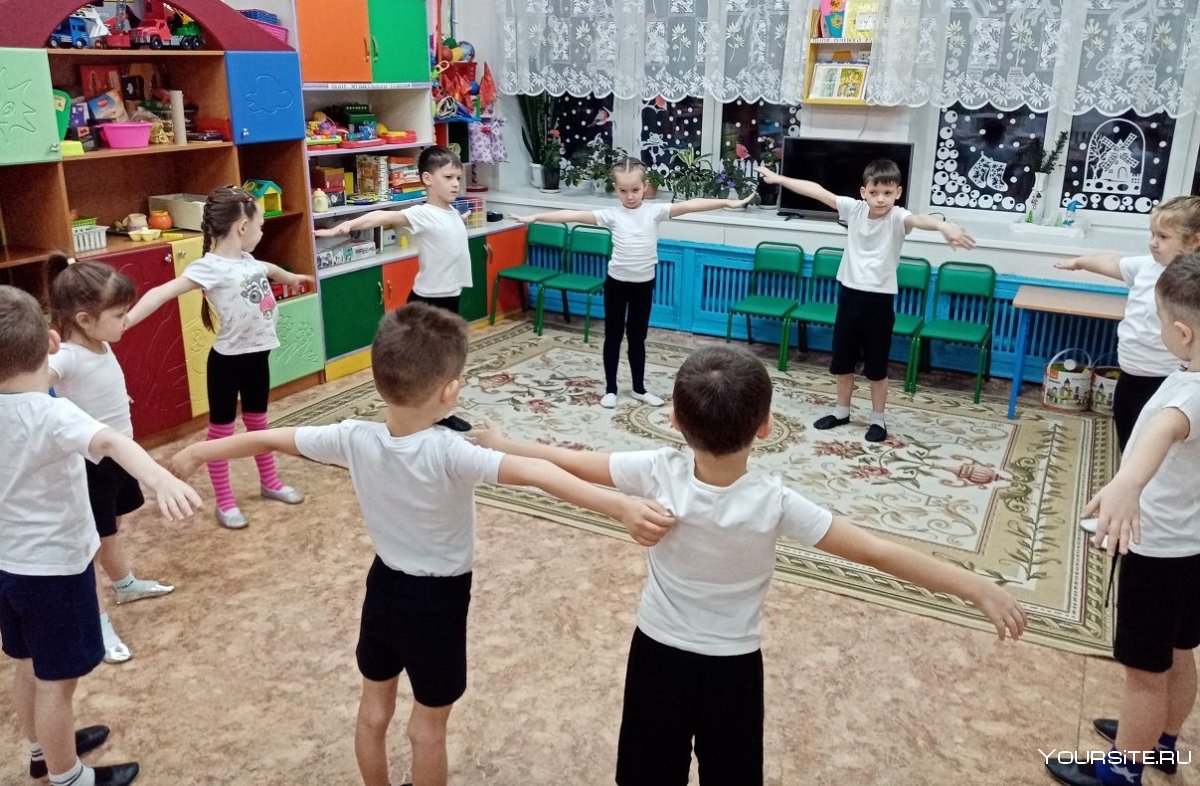 Утренняя зарядка в детском саду