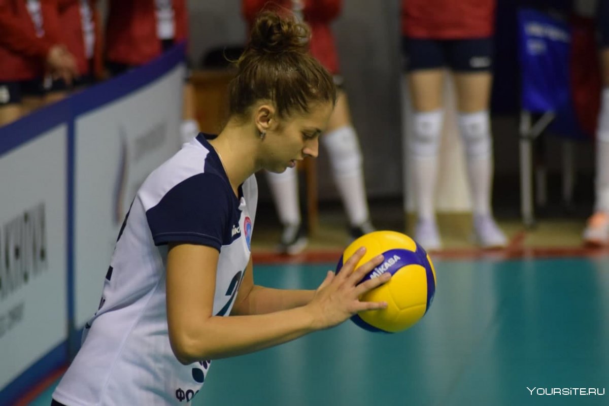 Алина Ярошик волейболистка
