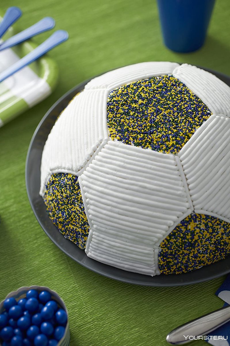 Торт с мастики футбольный мяч