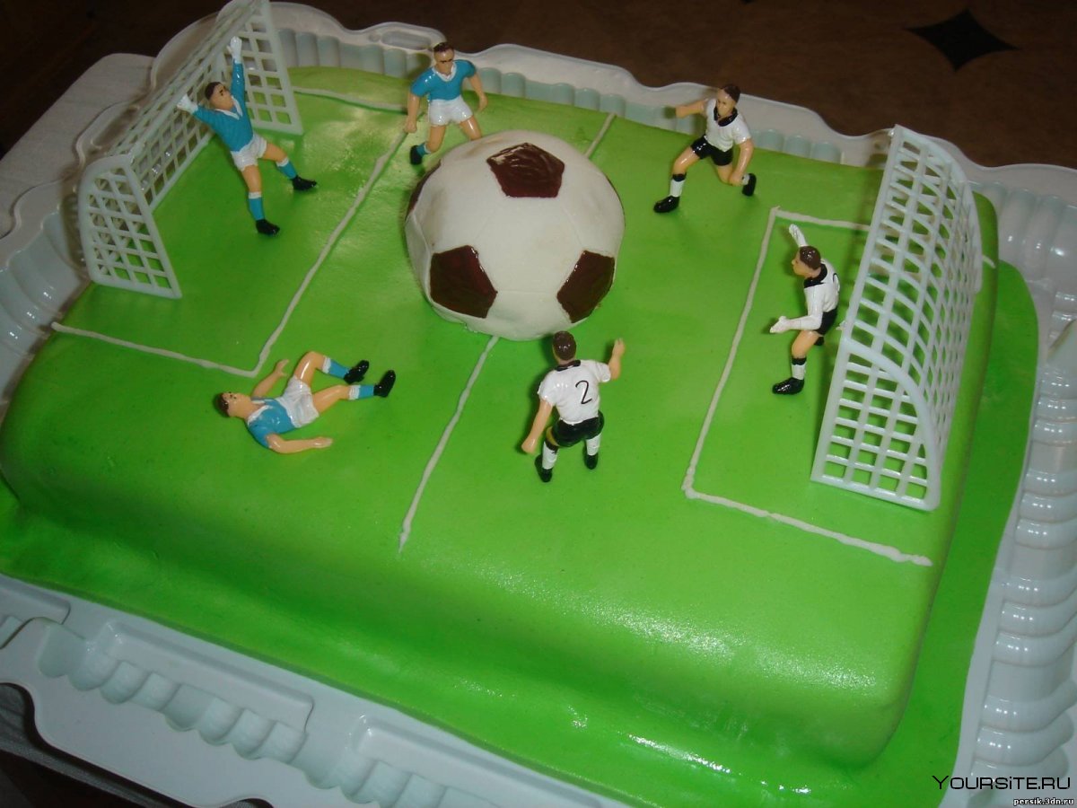 Торт футбольного мяча мужу