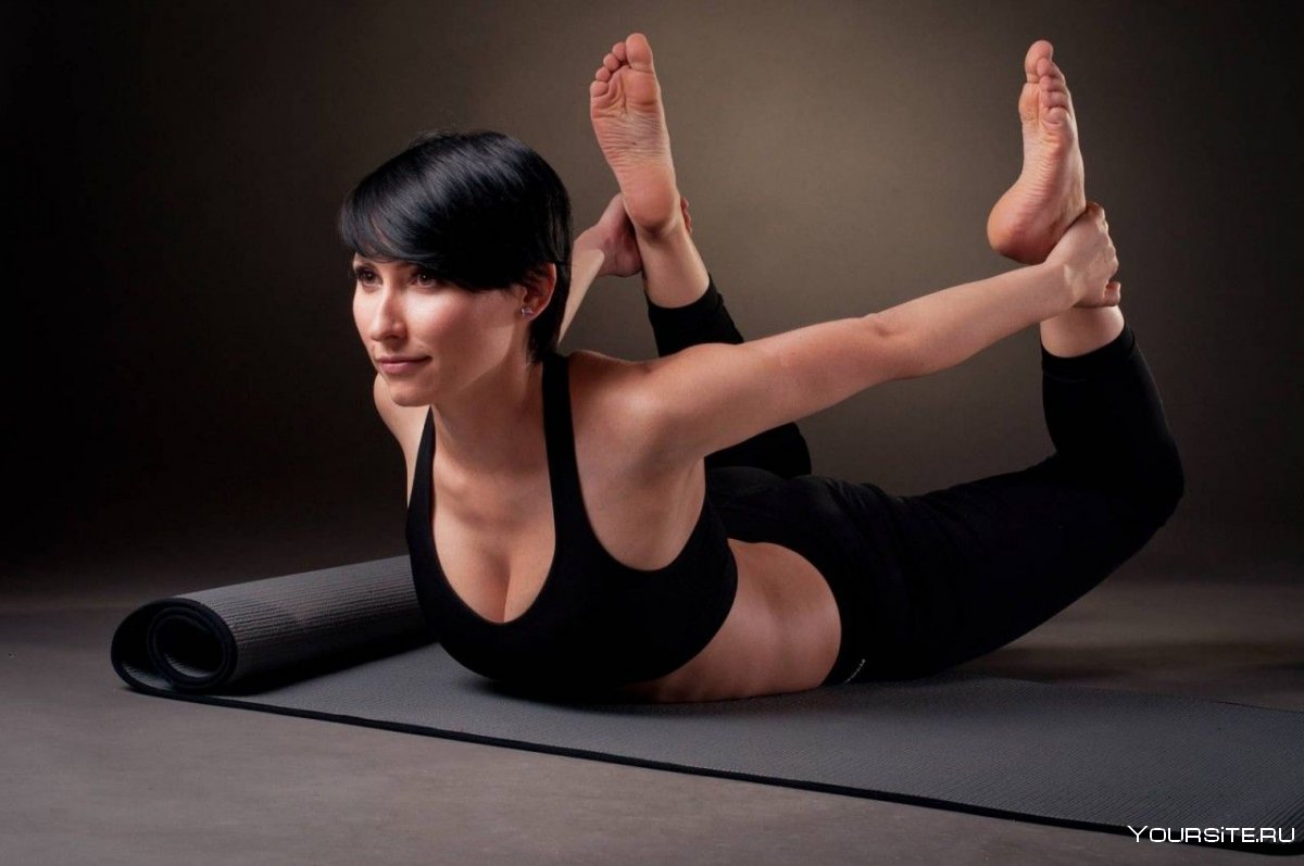Йога поза дханурасана