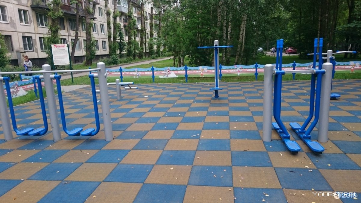 Спортплощадка в Питере