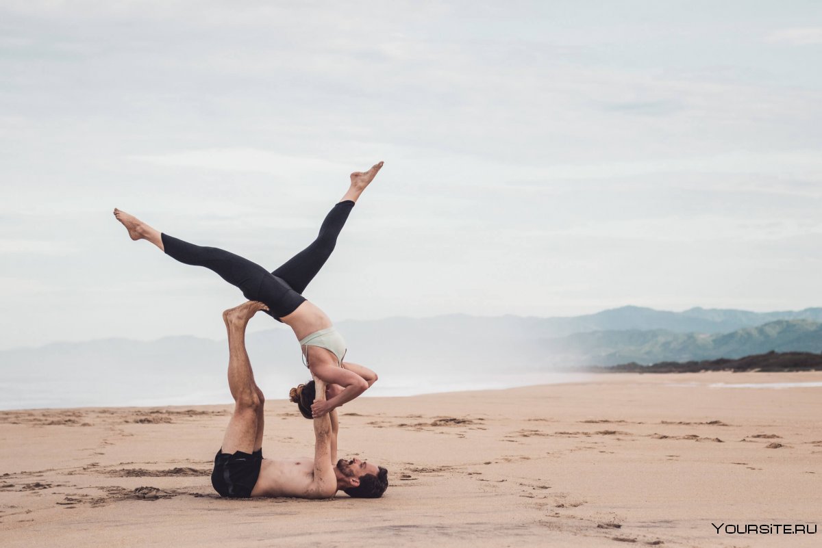 Акройога асаны