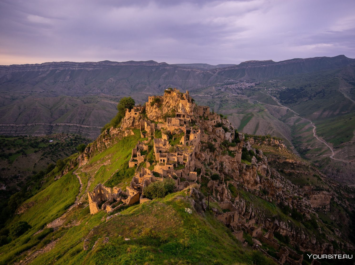 Село призрак в Дагестане Гамсутль