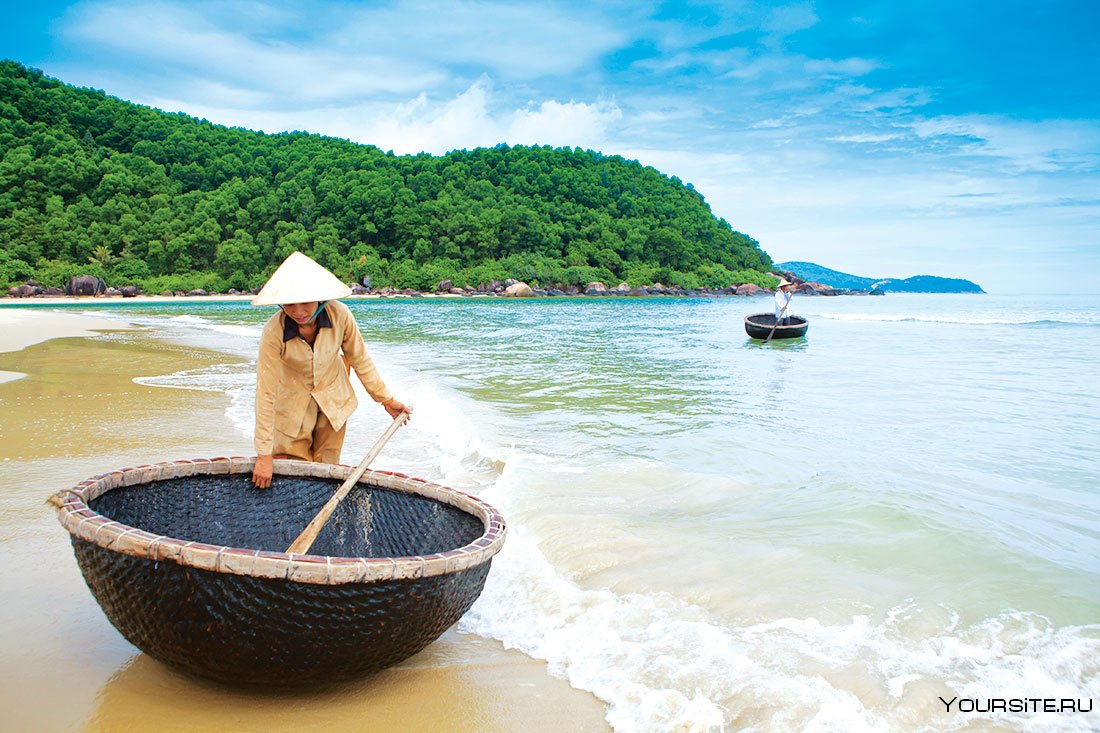 Вьетнамцы на пляже