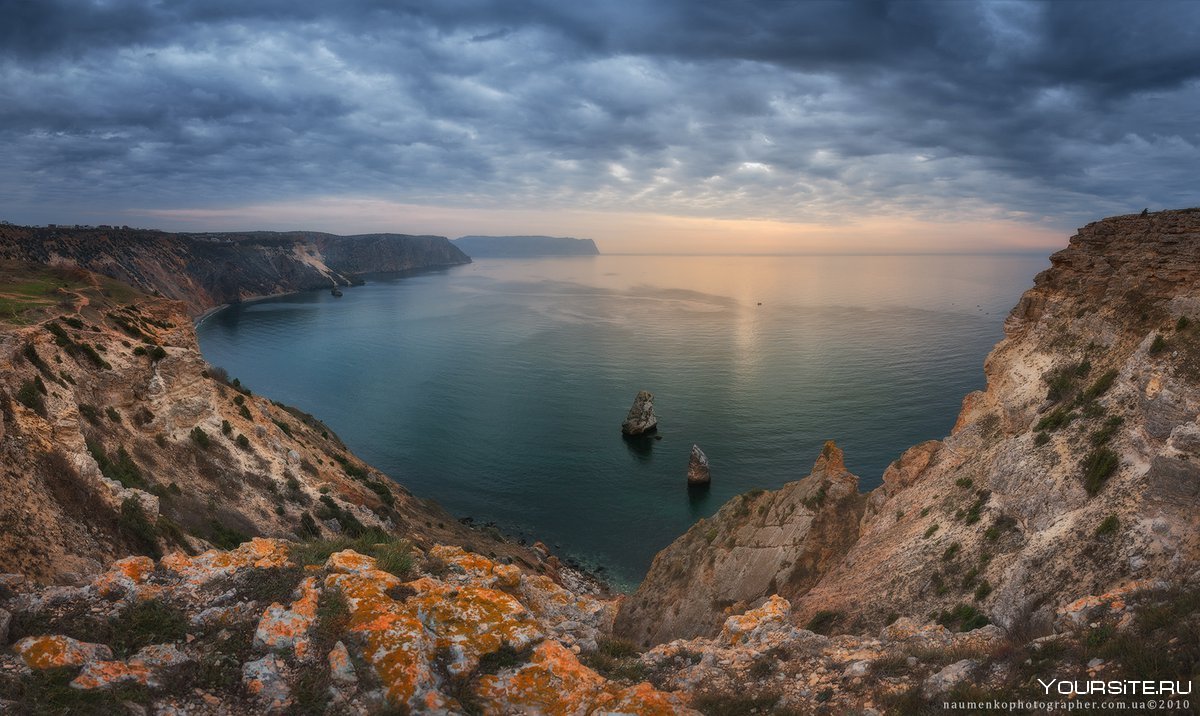 Скалы Орест и Пилад на мысе Фиолент