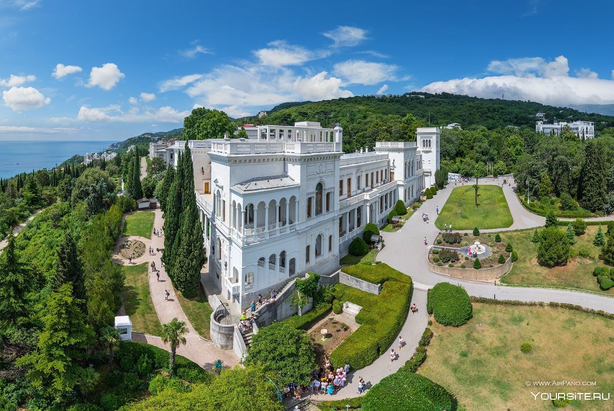 Ливадийский дворец в Крыму обои