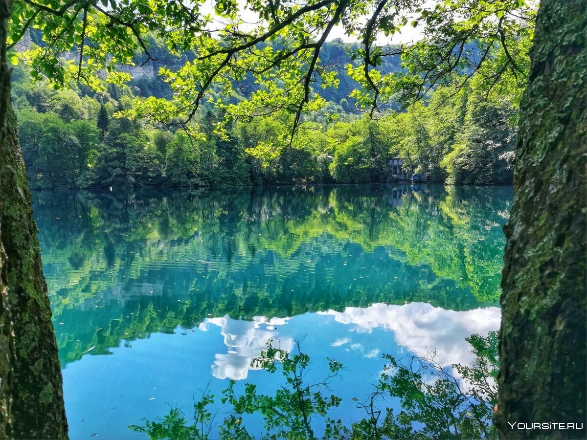 Кавказ Абхазия голубое озеро
