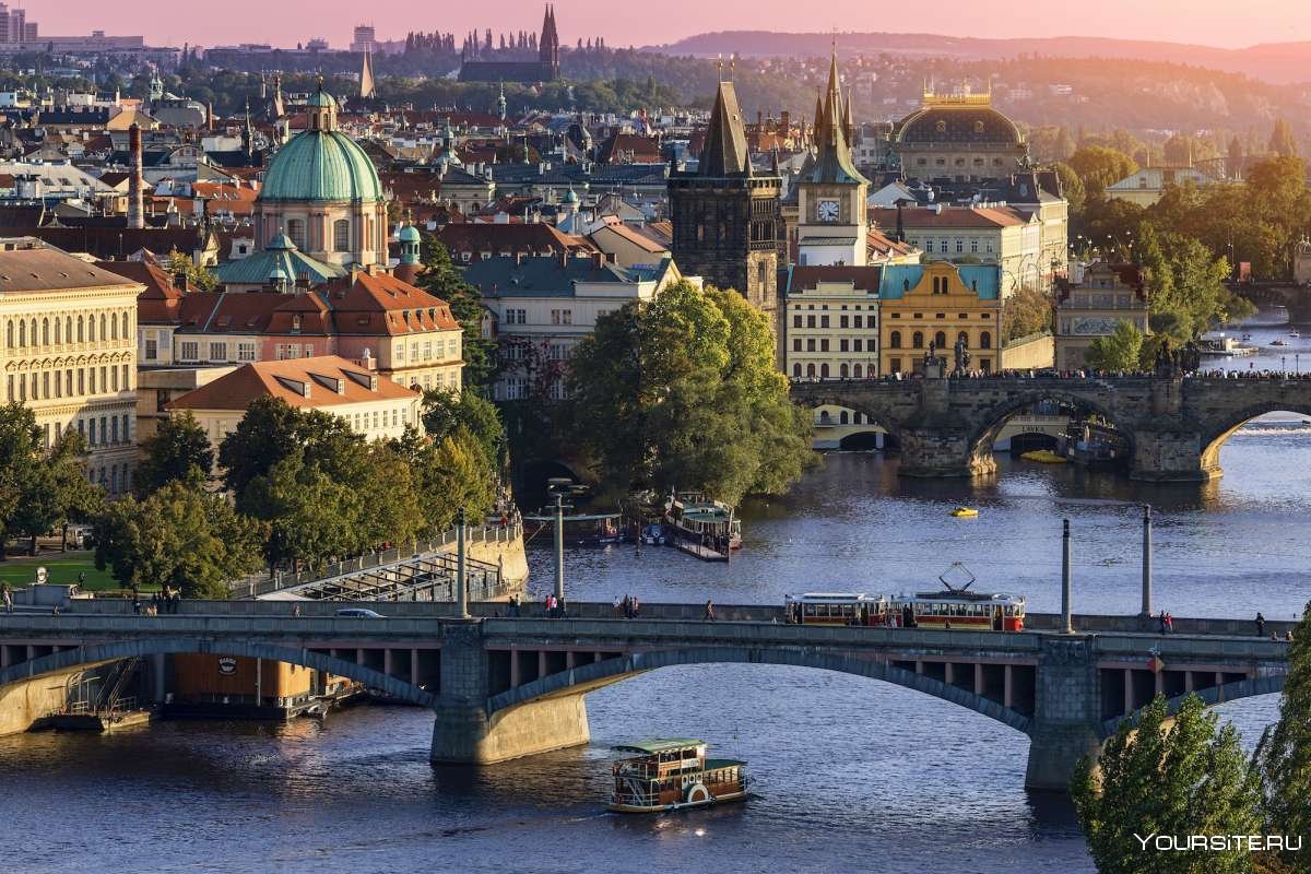 Прага река Варшава