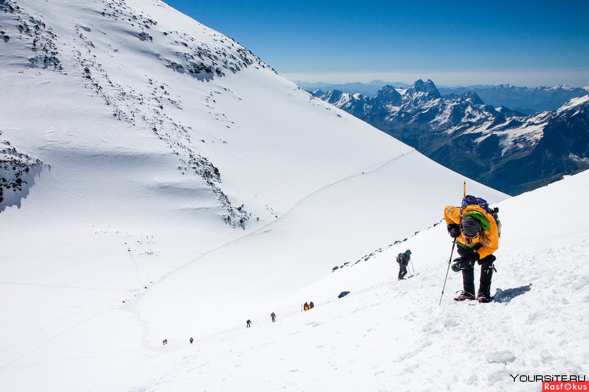 Восхождение альпинистов