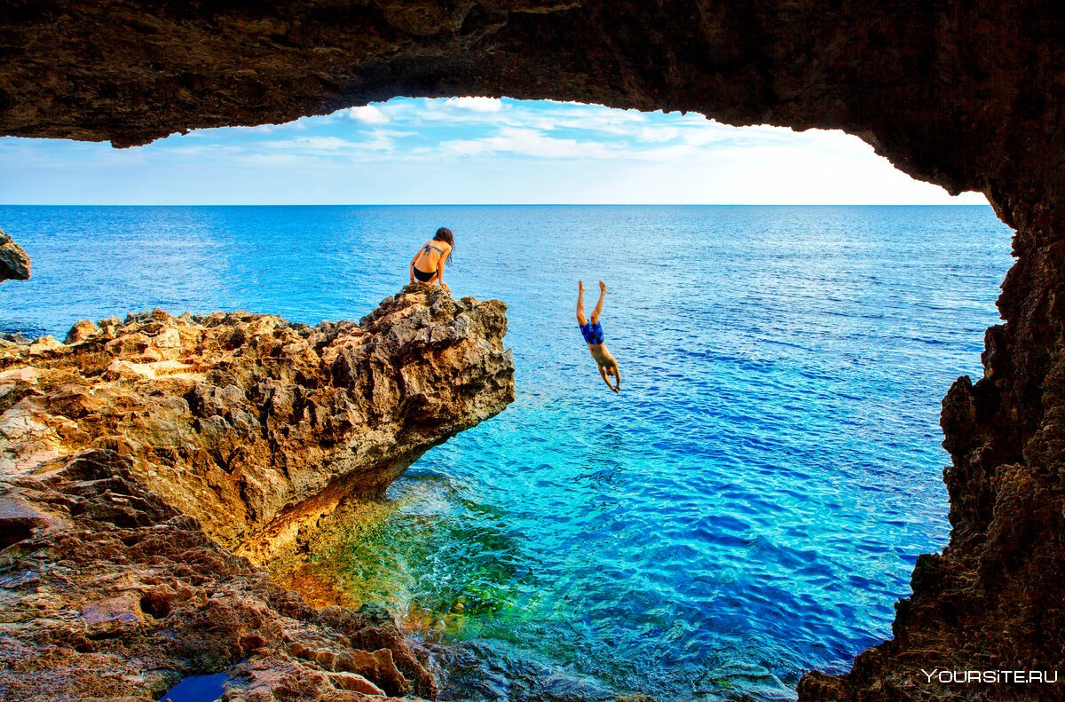 Морские пещеры Пафос