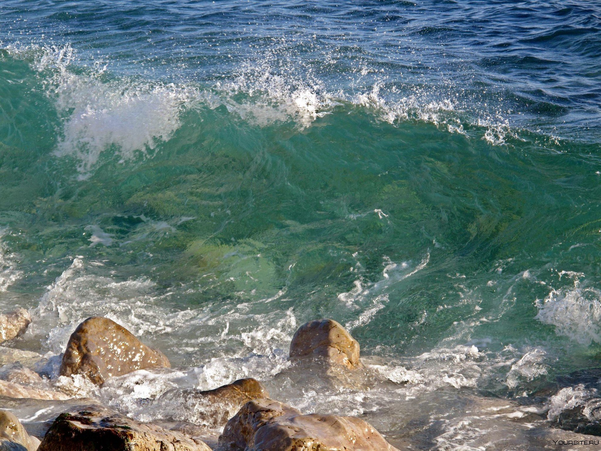 Море крым волны