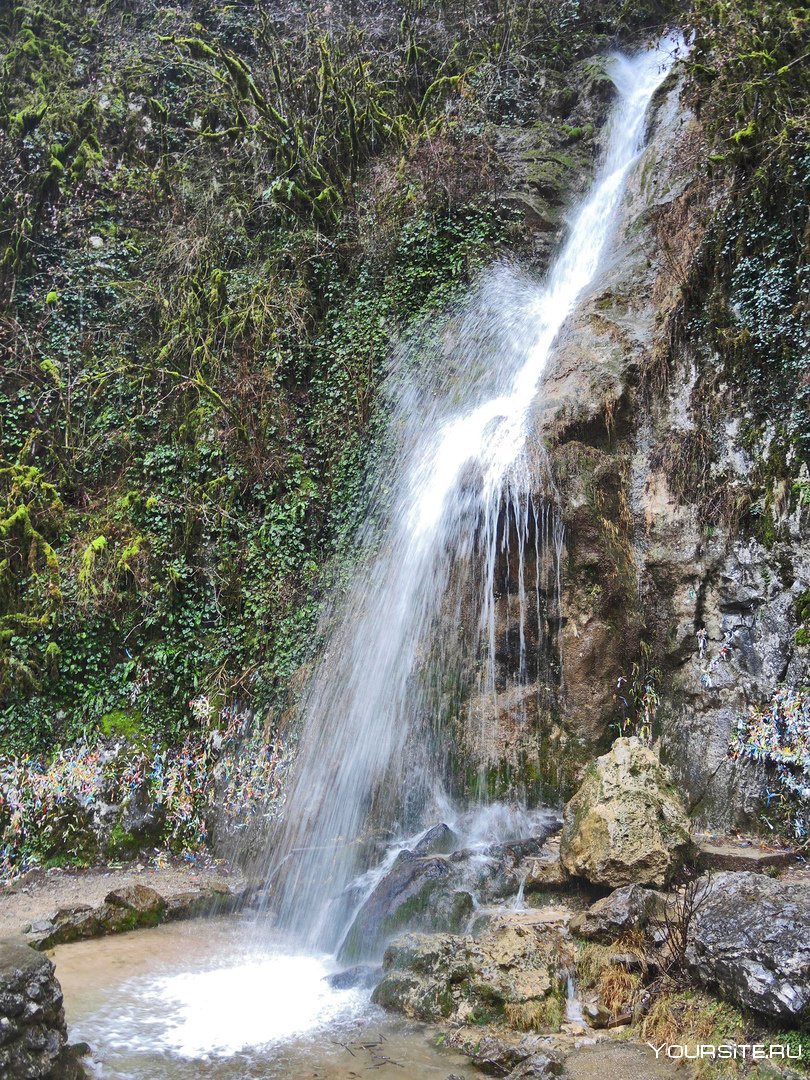 Водопад мужские слезы Абхазия