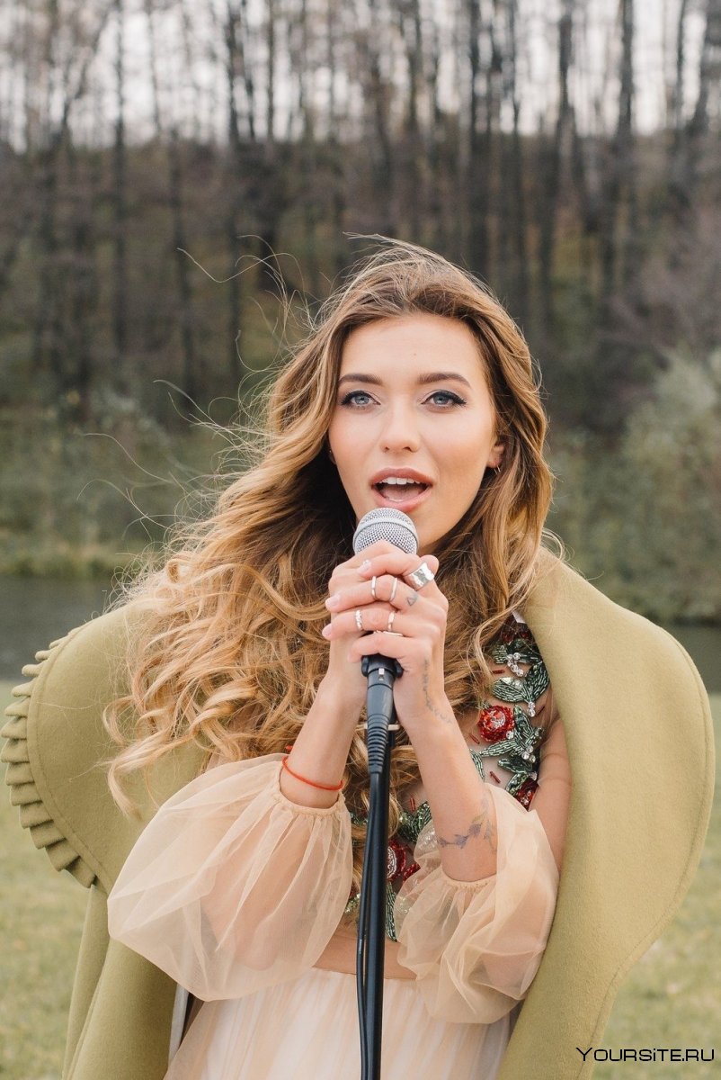 Регина Тодоренко