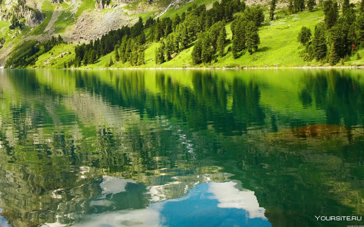 Гейзерное озеро Алтай