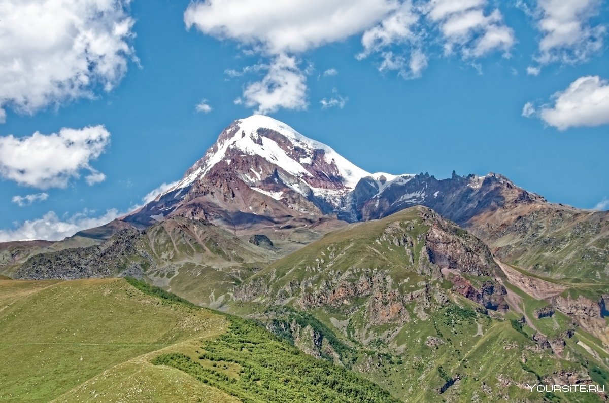 Гора Казбек