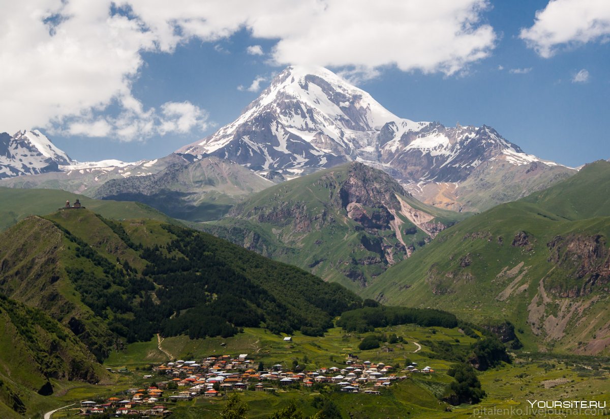 Гора Казбек