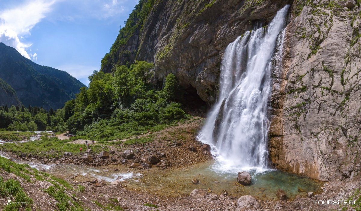 Малый водопад Абхазия новый