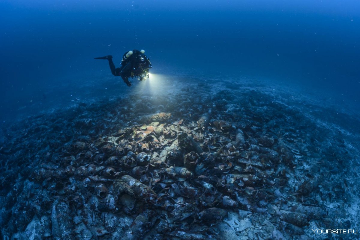 Дно Средиземного моря