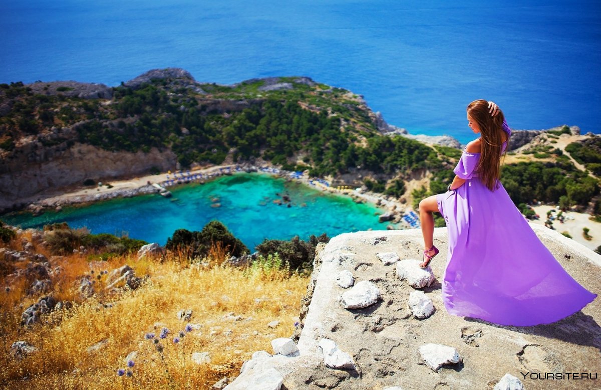 Греция девушки на пляже