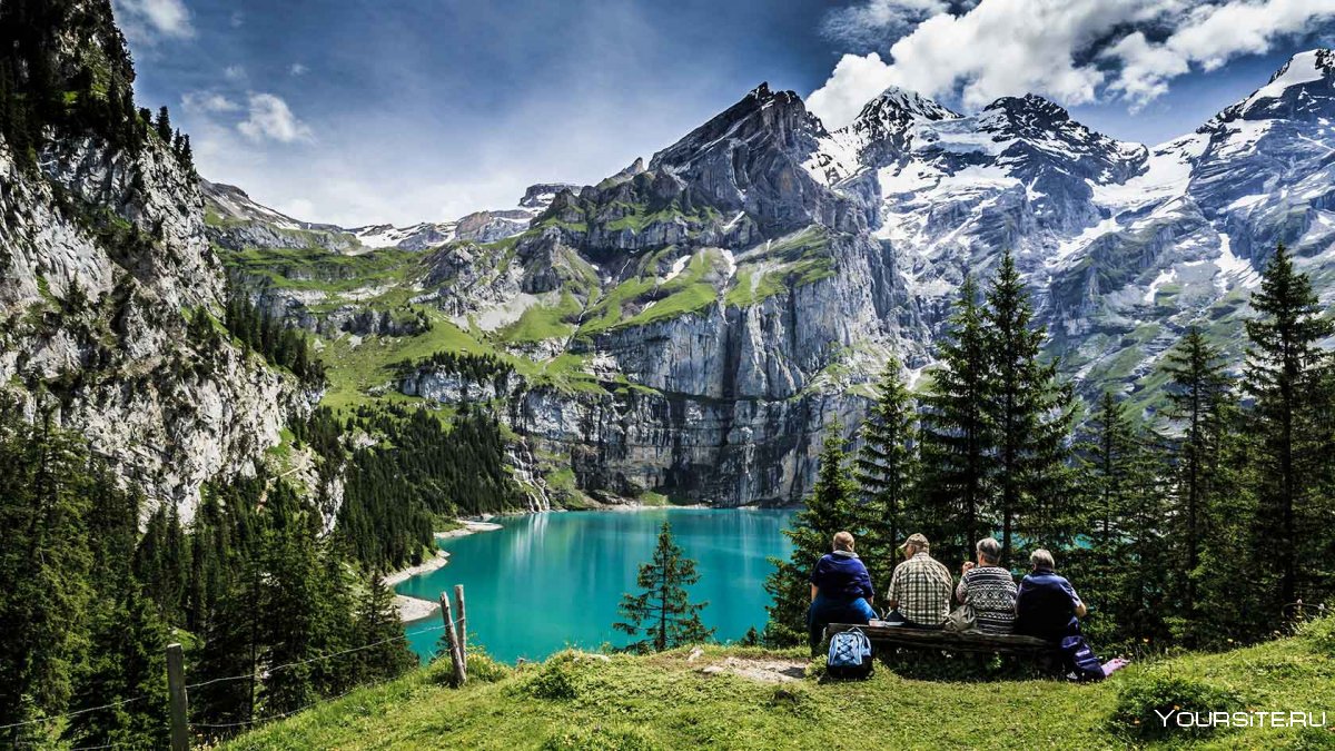 Гора в Швейцарии для туристов