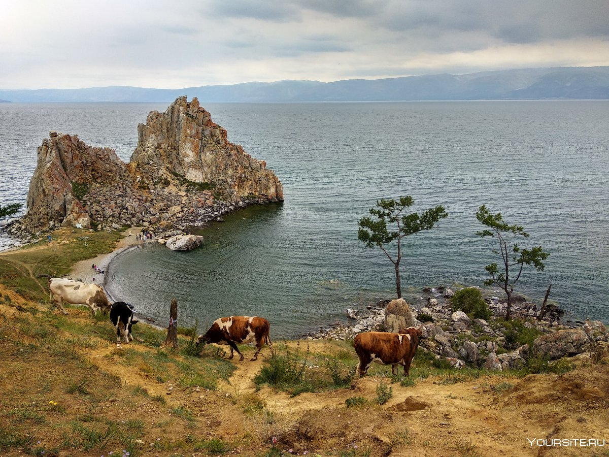 Северная оконечность острова Ольхон на озере Байкал