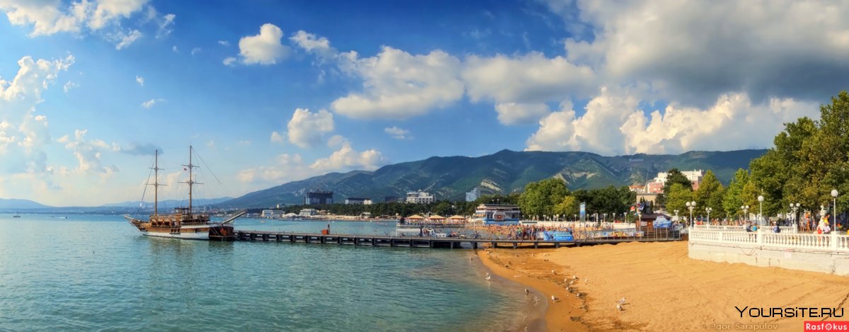 Геленджик море набережная