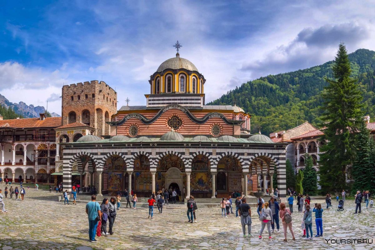 Рильский монастырь архитектура в Болгарии