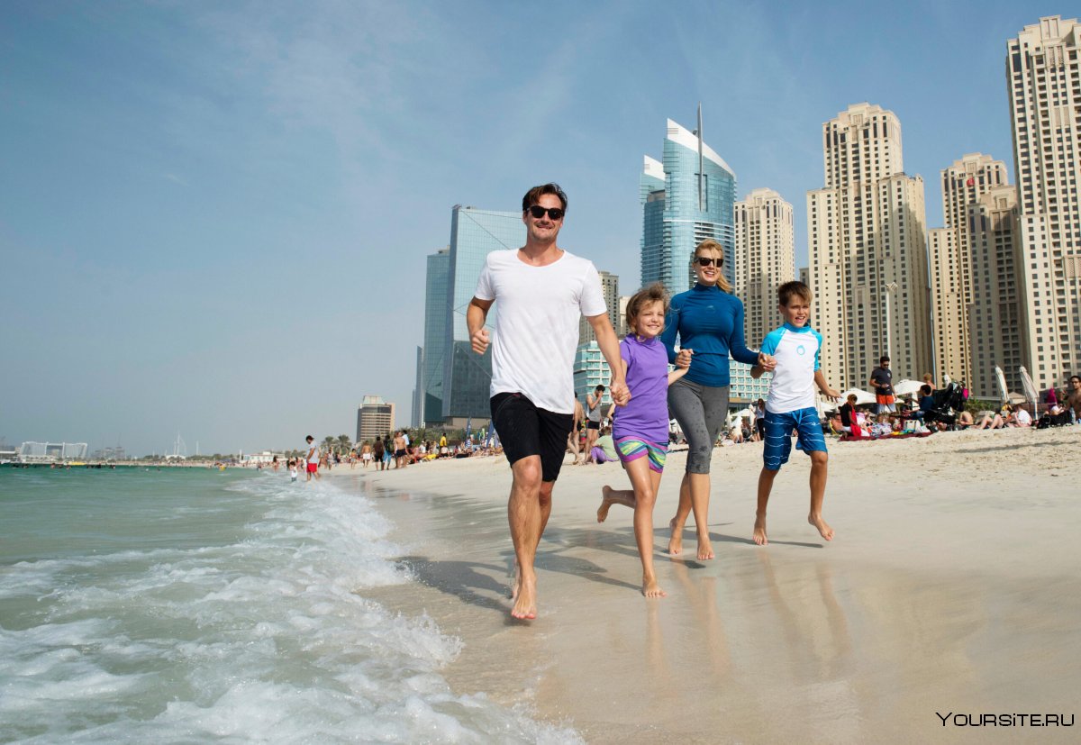 Дубай море пляж люди
