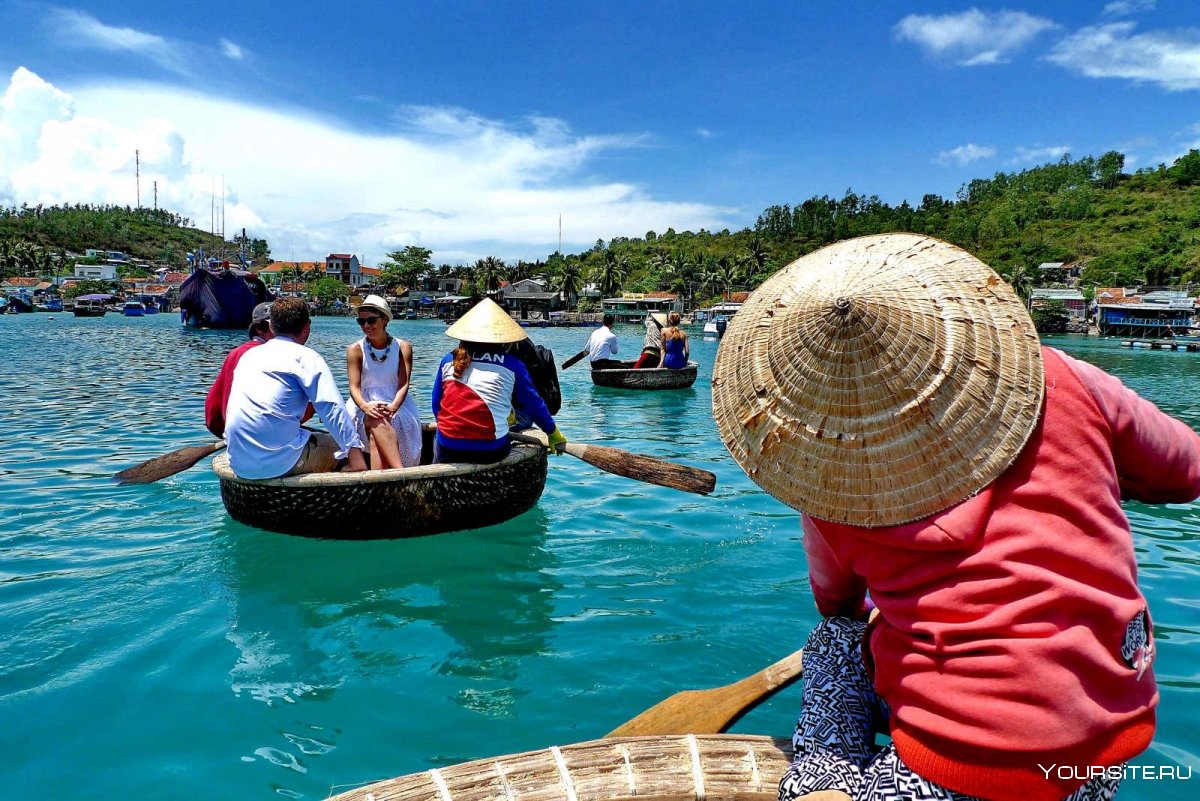 Вьетнамские лодки Тхунг чай