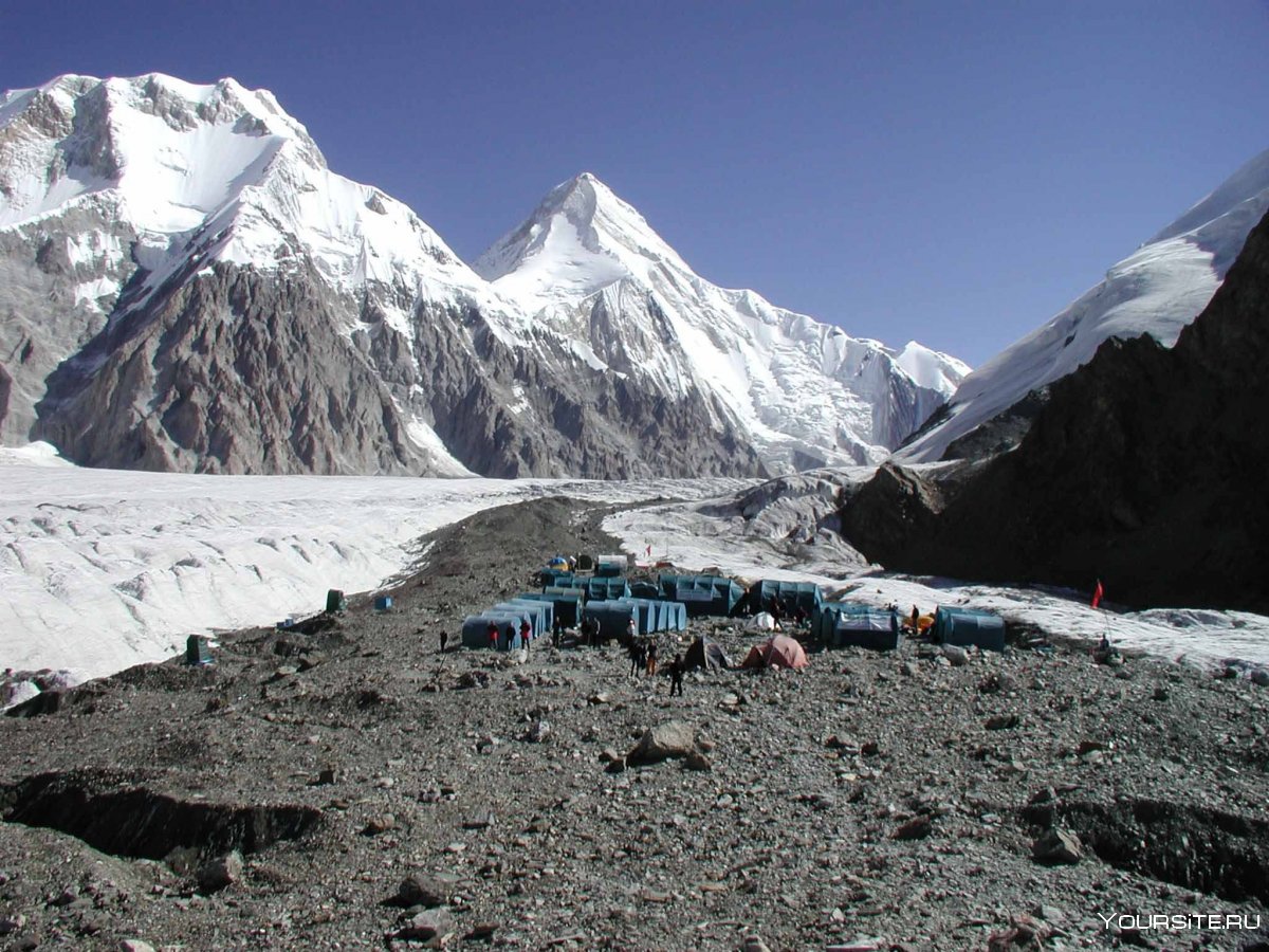 Хан-Тенгри, Северная стена