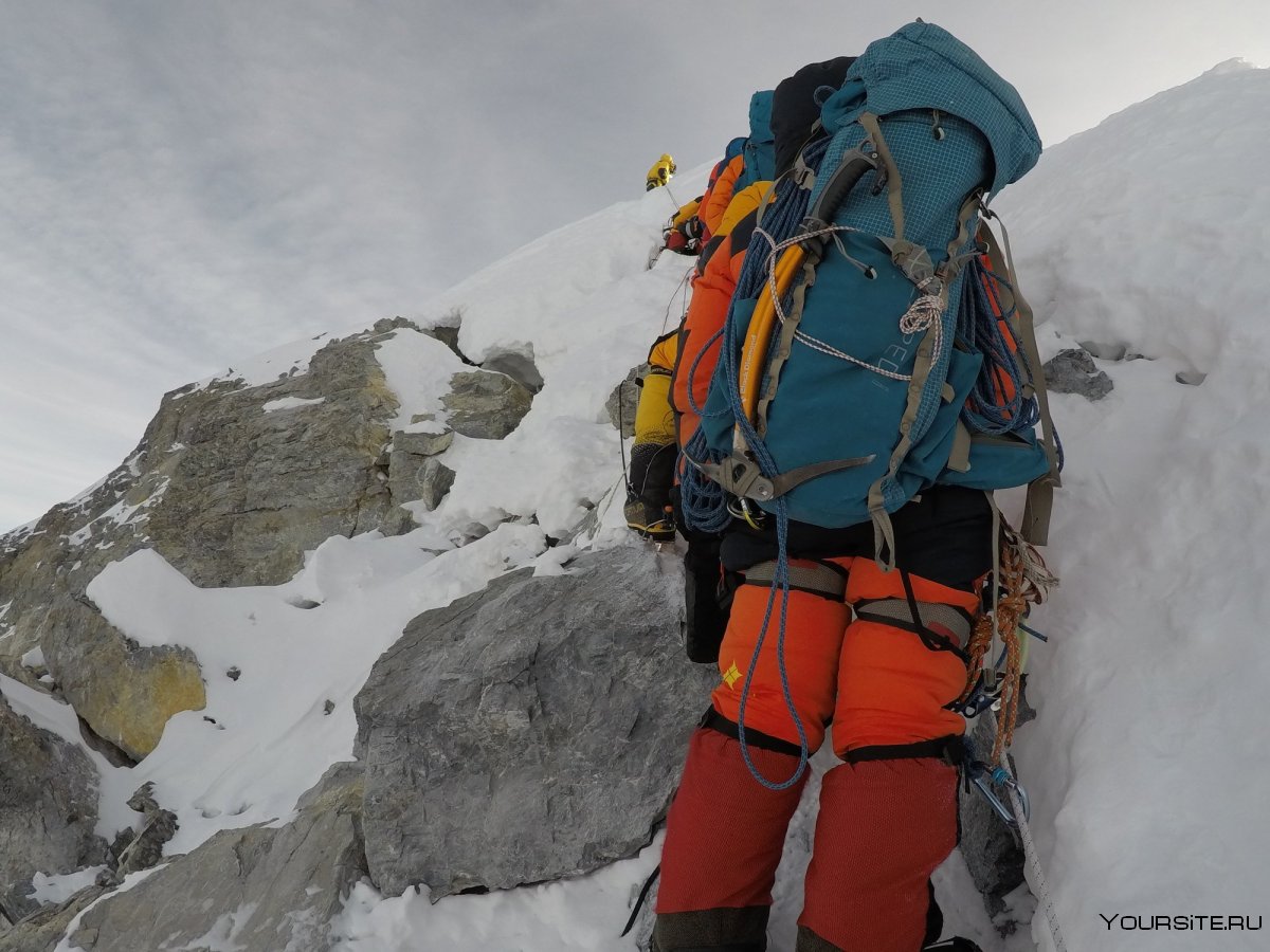 Эверест вершина погибших альпинистов