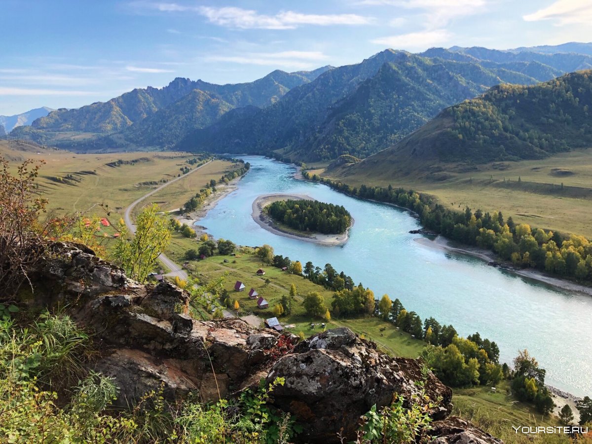 Озеро бирюзовая Катунь горный Алтай