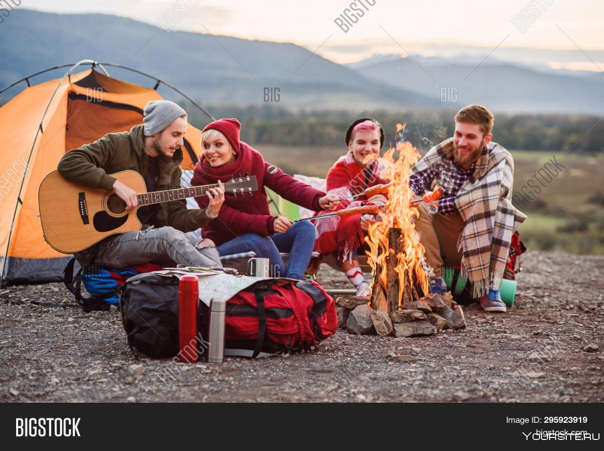 Горы и его друзья на пикнике