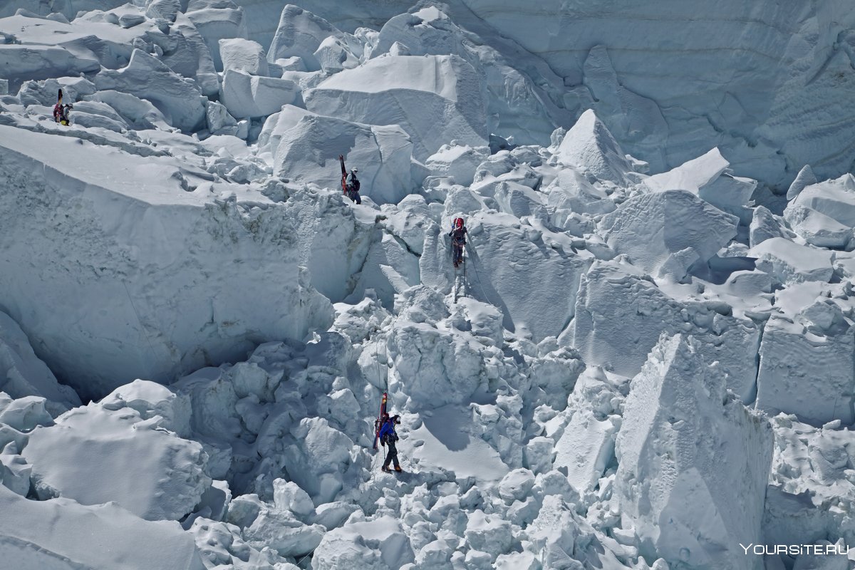 Ледопад Кхумбу трещины