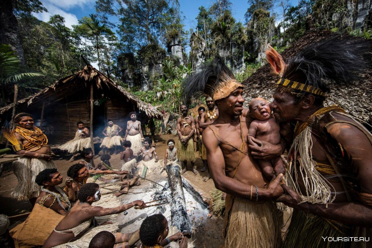Племя КОРОВАИ из новой Гвинеи