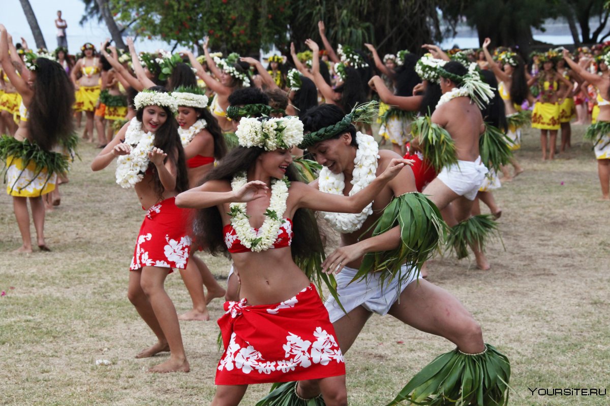 Таити народ
