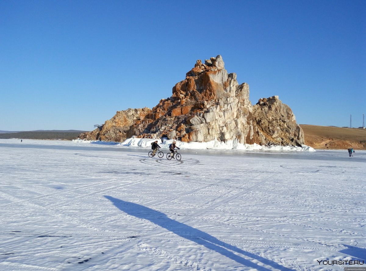 Инстаграмное фото Байкал зимой
