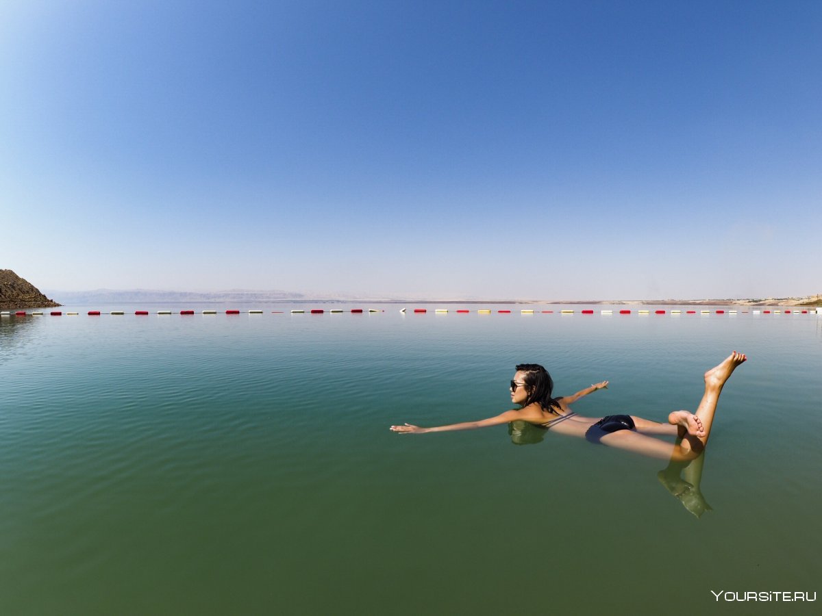 Мертвое море под водой