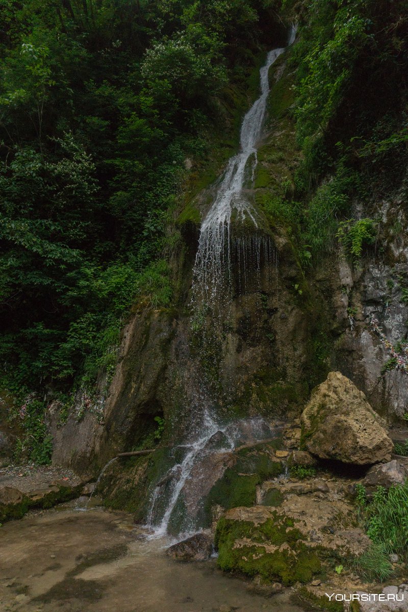 Девичий водопад Абхазия