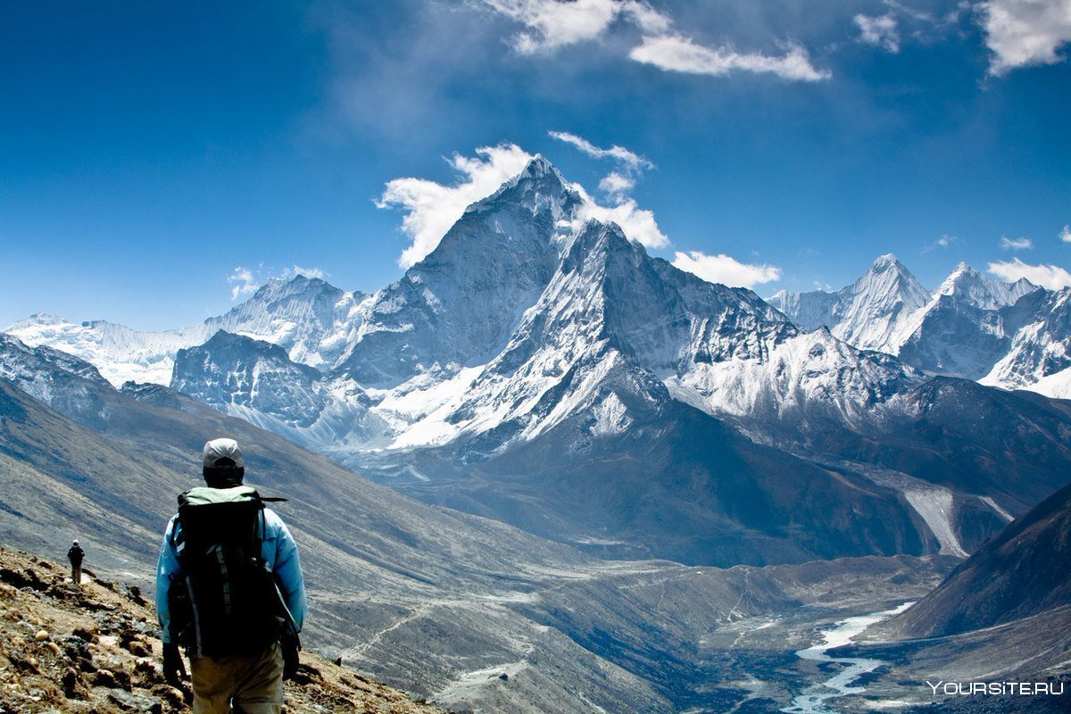 Подножье горы Гималаи